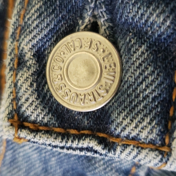 ❤ VINTAGE | 90s Levi's 501 Button Fly Jeans Medium Wash - Picture 7 of 12